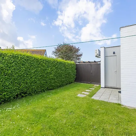 Peacefully Located Near The Sea Holiday home Middelkerke